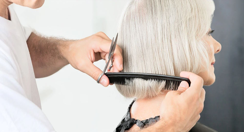 How to Transition from Long Hair to a Short Hairstyle at 60+